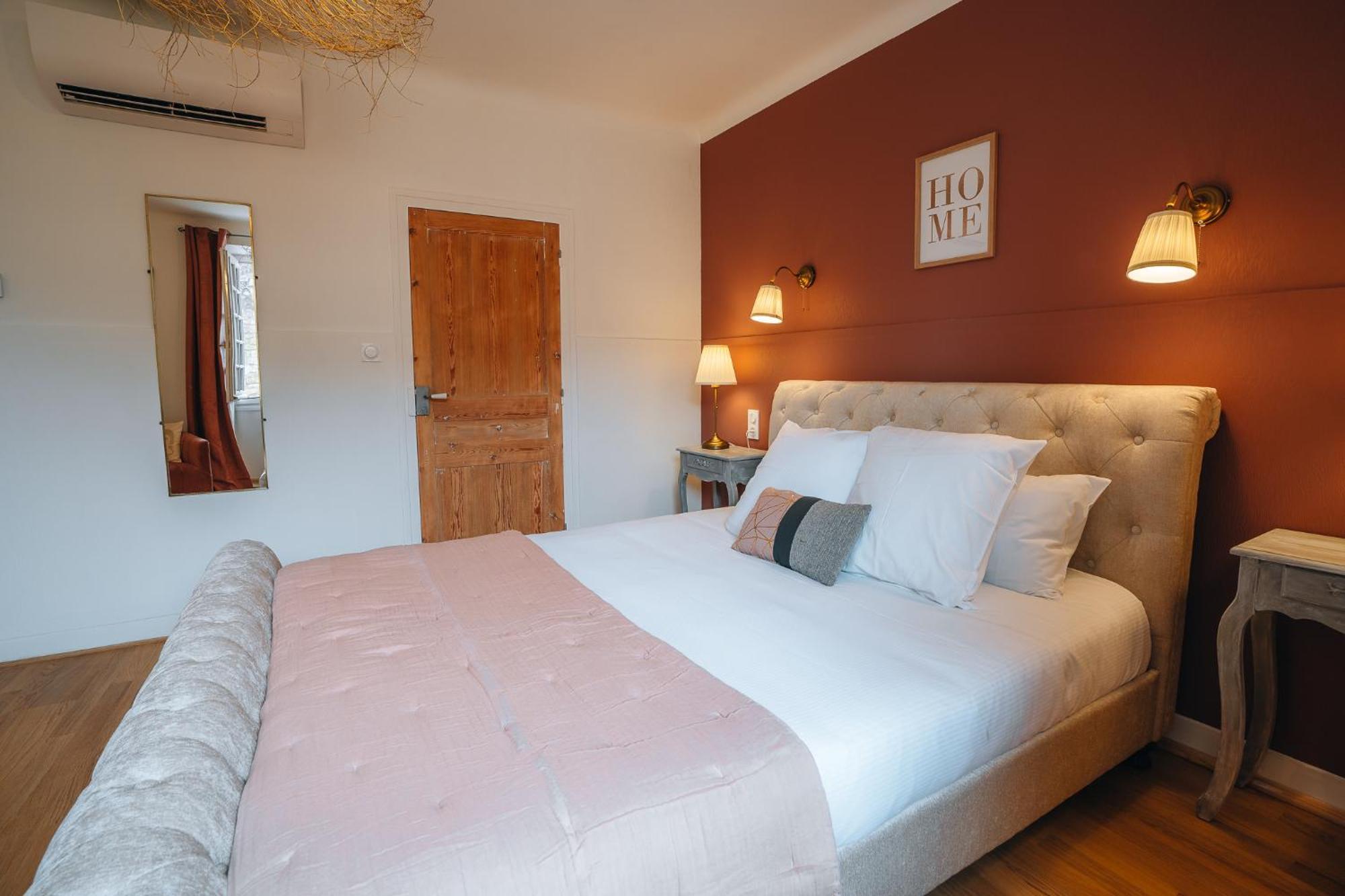 Hotel L'Abbaye Saint-Cyprien  Extérieur photo
